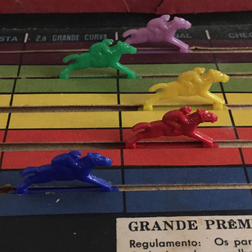 Brinquedos Raros - Jogo Roleta Corrida de Cavalos Década de 1940