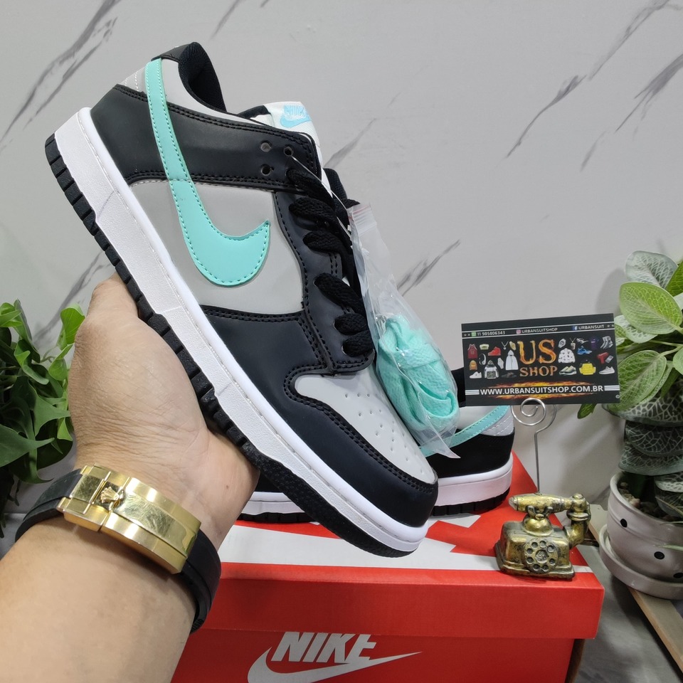 Nike tanjun best sale tropical twist