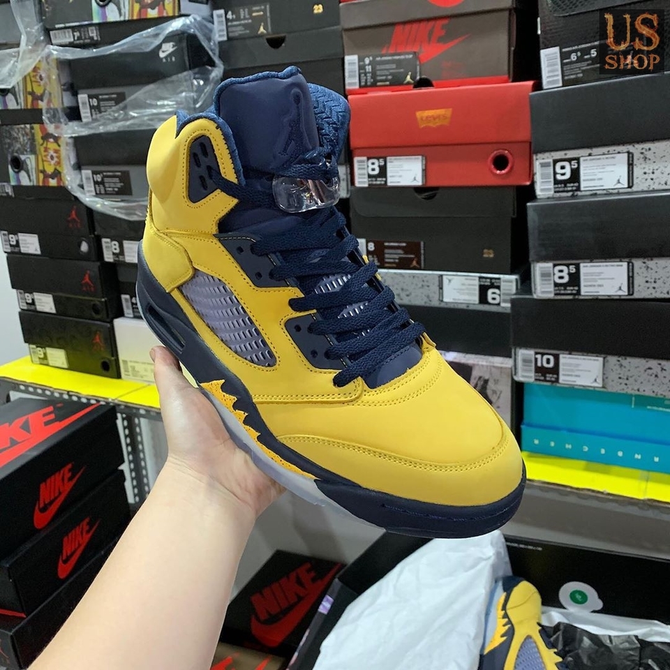 Jordan 5 michigan sales 2019