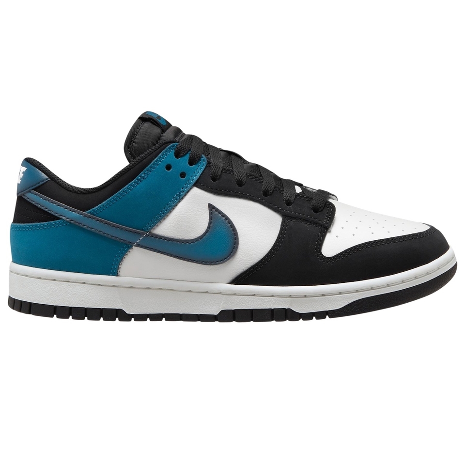 Blue hot sale black nikes